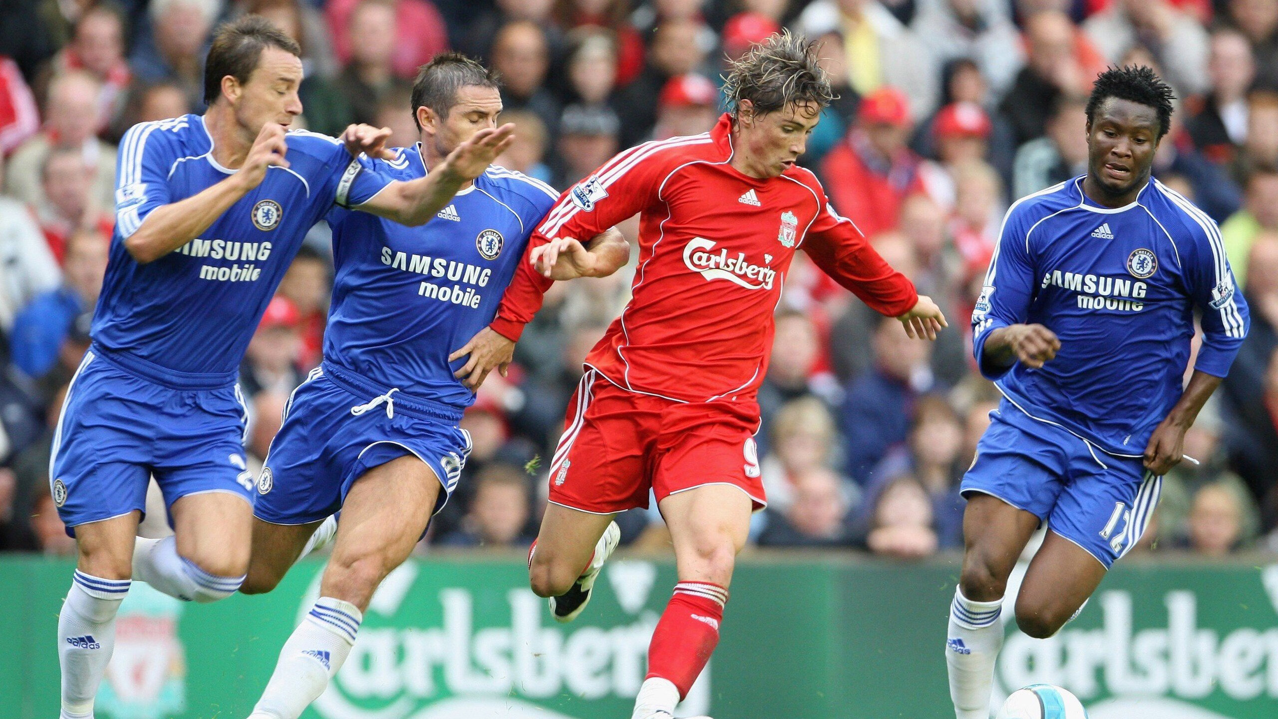 女足国家队新教练上任，首次亮相发布会引关注，现任国家女足教练